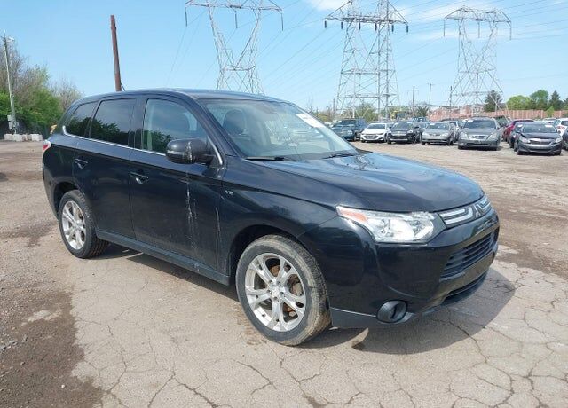 2014 MITSUBISHI Outlander