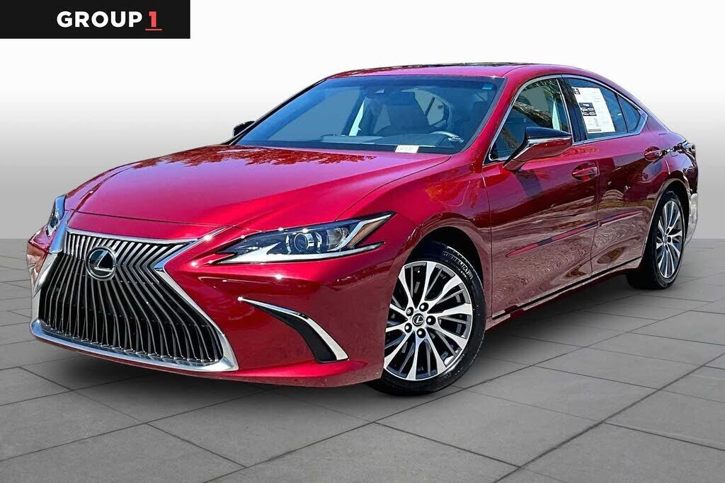 2020 LEXUS ES