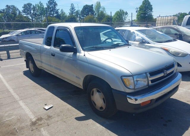 2000 TOYOTA Tacoma