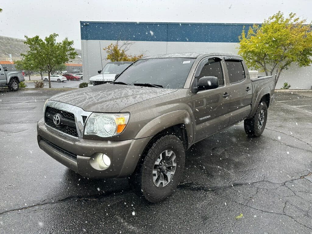 2011 TOYOTA Tacoma