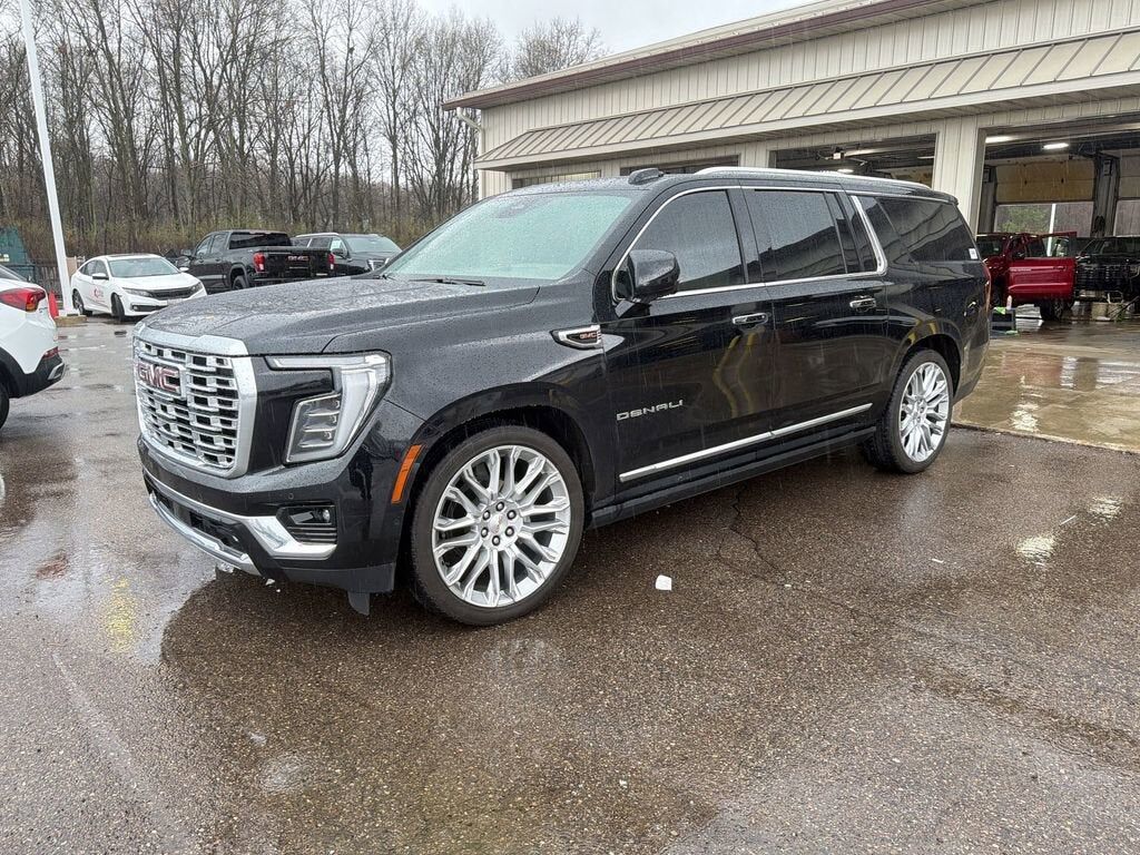 2025 GMC Yukon XL
