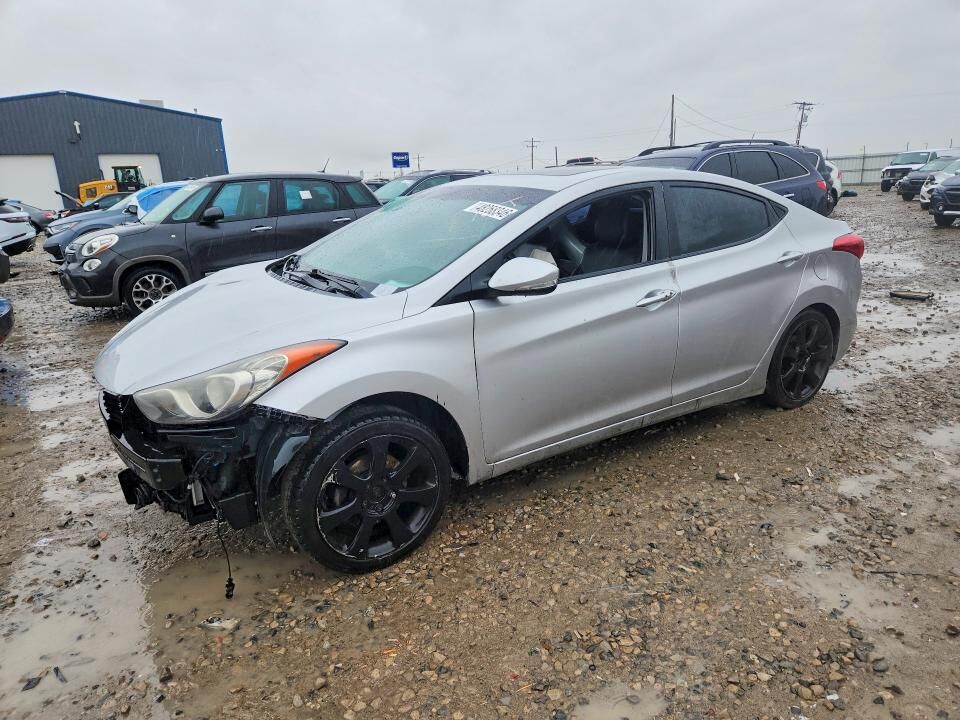 2013 HYUNDAI Elantra