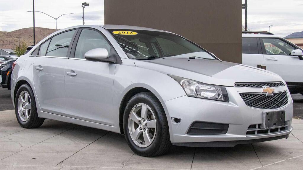 2013 CHEVROLET Cruze