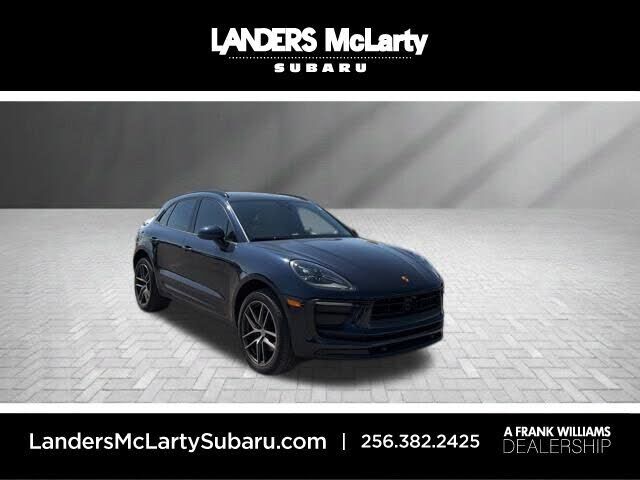 2023 PORSCHE Macan