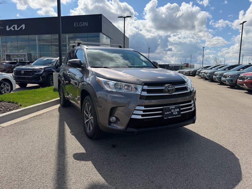 2018 TOYOTA Highlander