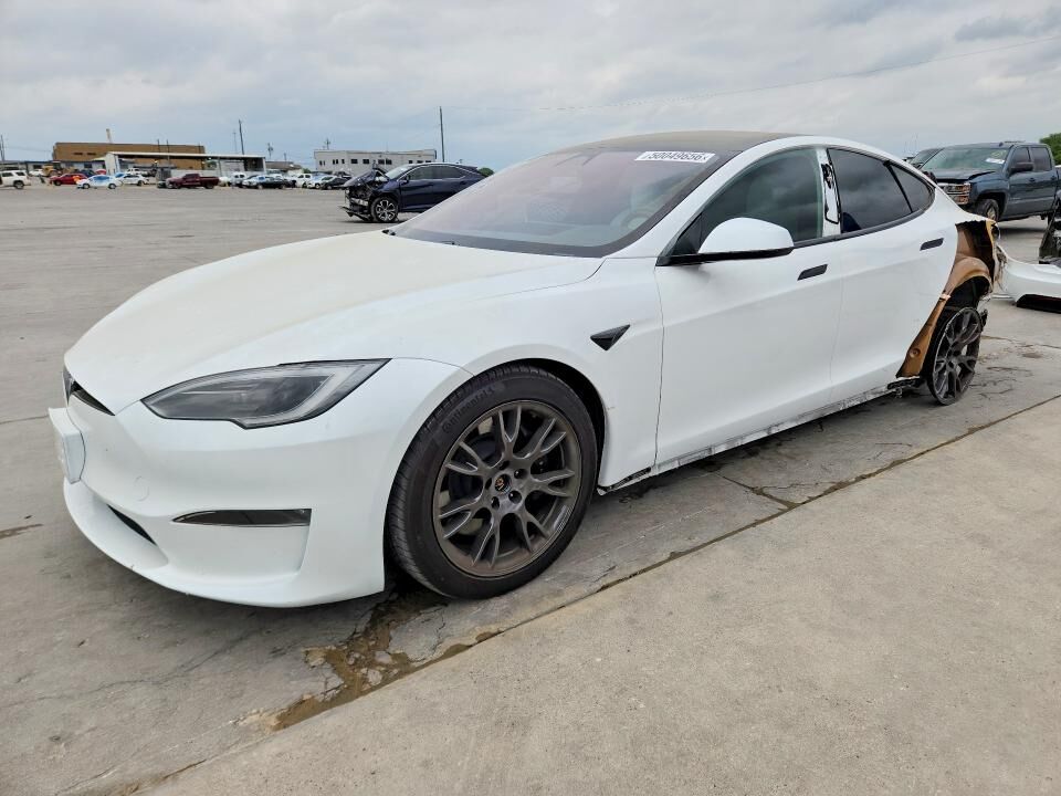 2024 TESLA Model S
