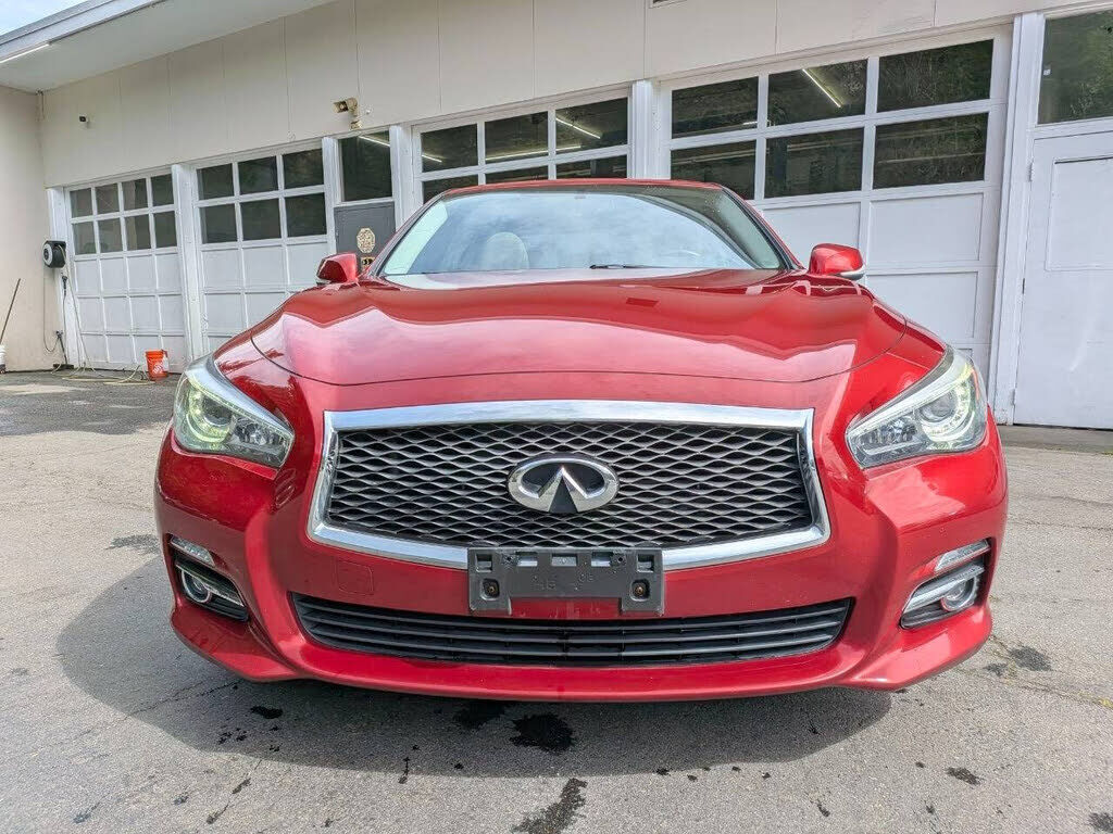 2014 INFINITI Q50