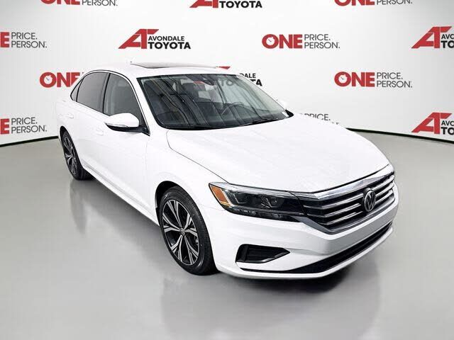 2022 VOLKSWAGEN Passat
