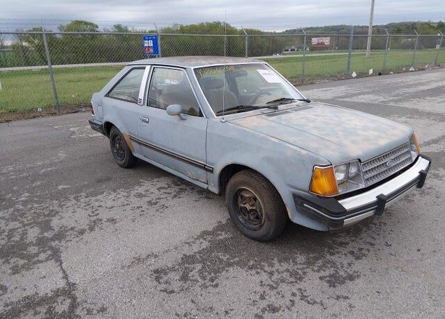 1984 FORD Escort