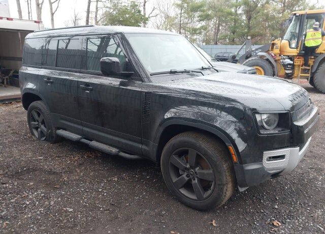 2025 LAND ROVER Defender