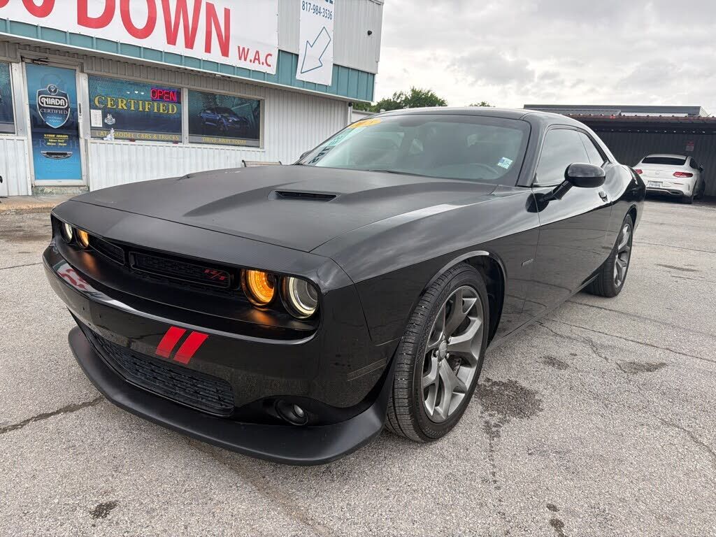 2015 DODGE Challenger