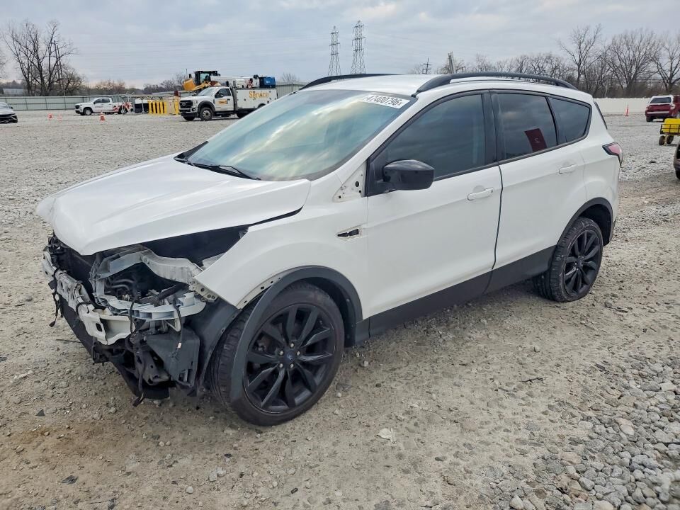 2017 FORD Escape