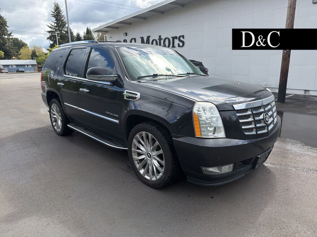 2010 CADILLAC Escalade