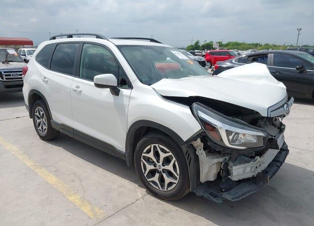 2019 SUBARU Forester
