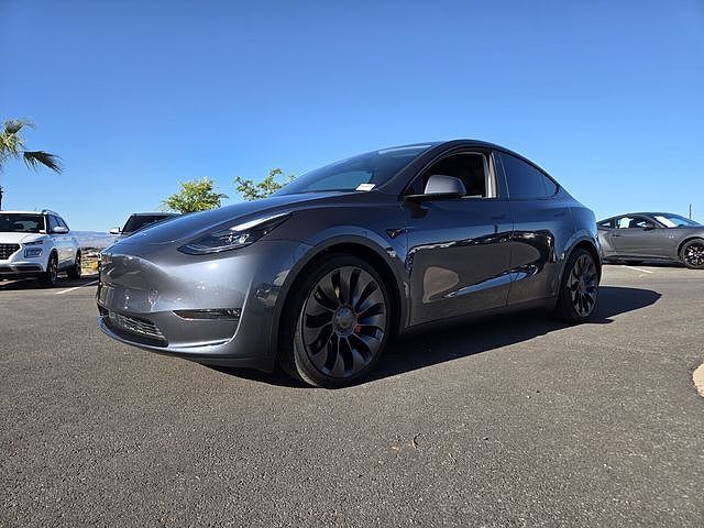 2023 TESLA Model Y