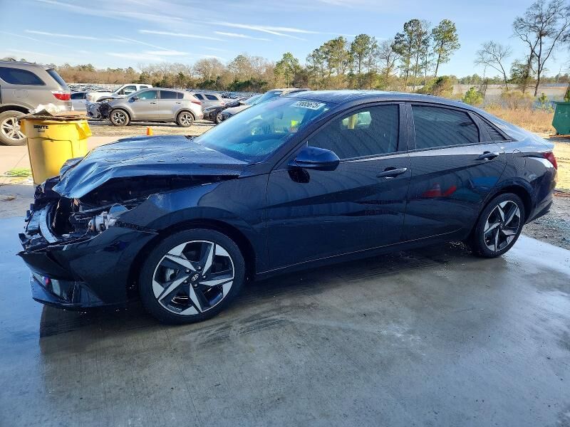 2023 HYUNDAI Elantra