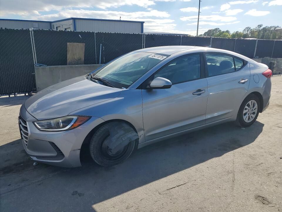 2017 HYUNDAI Elantra