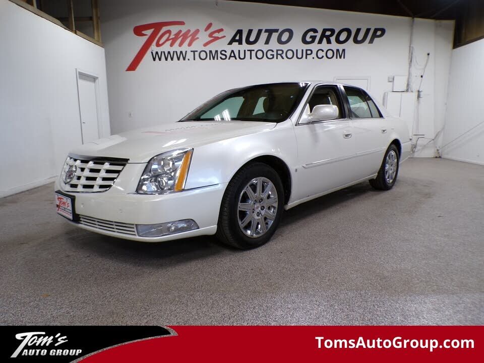 2010 CADILLAC DTS