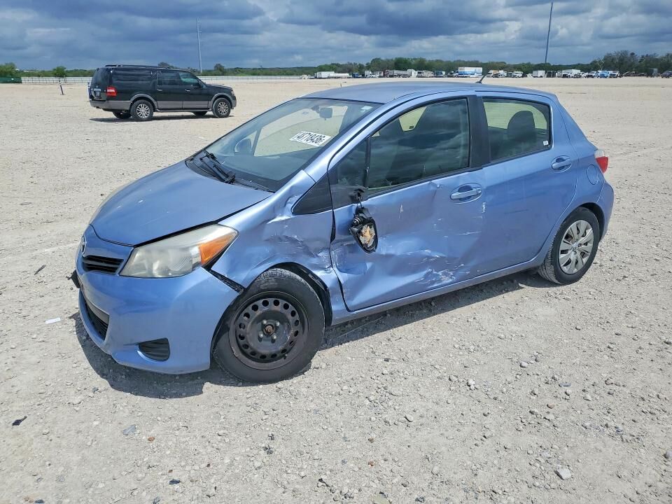 2013 TOYOTA Yaris