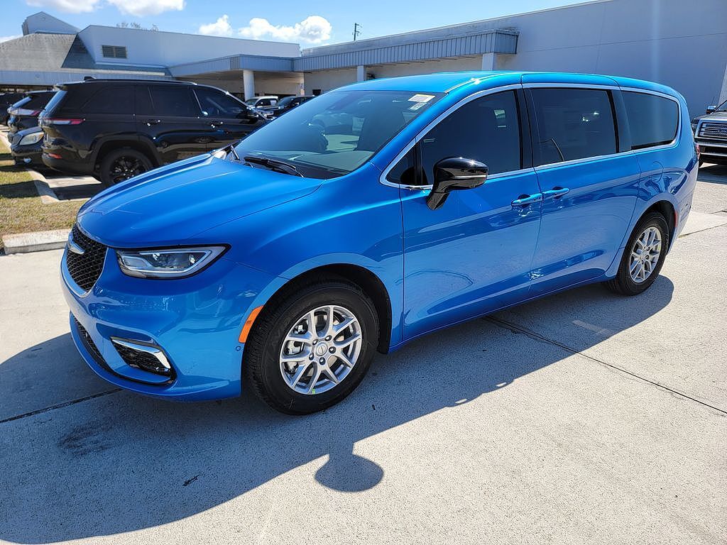 2026 CHRYSLER Pacifica