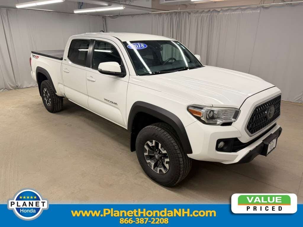2018 TOYOTA Tacoma