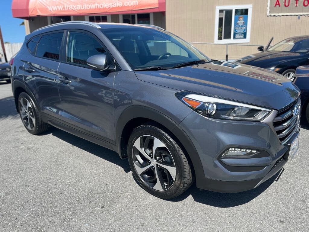 2016 HYUNDAI Tucson