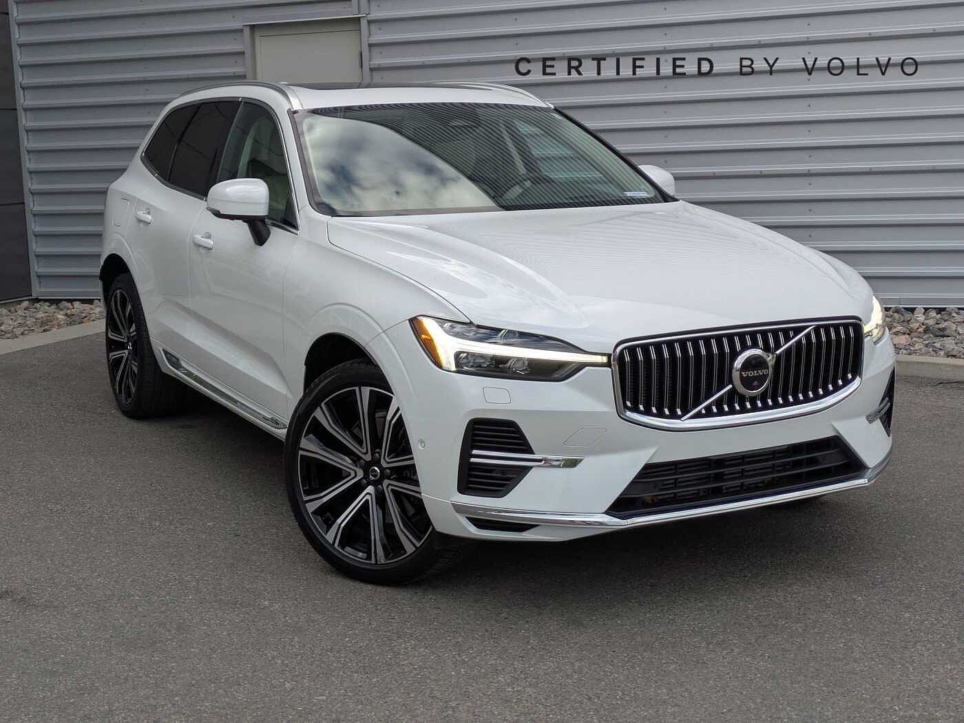 2023 VOLVO XC60