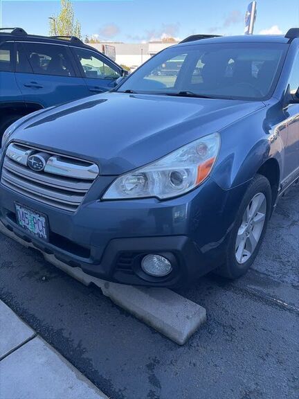 2014 SUBARU Outback