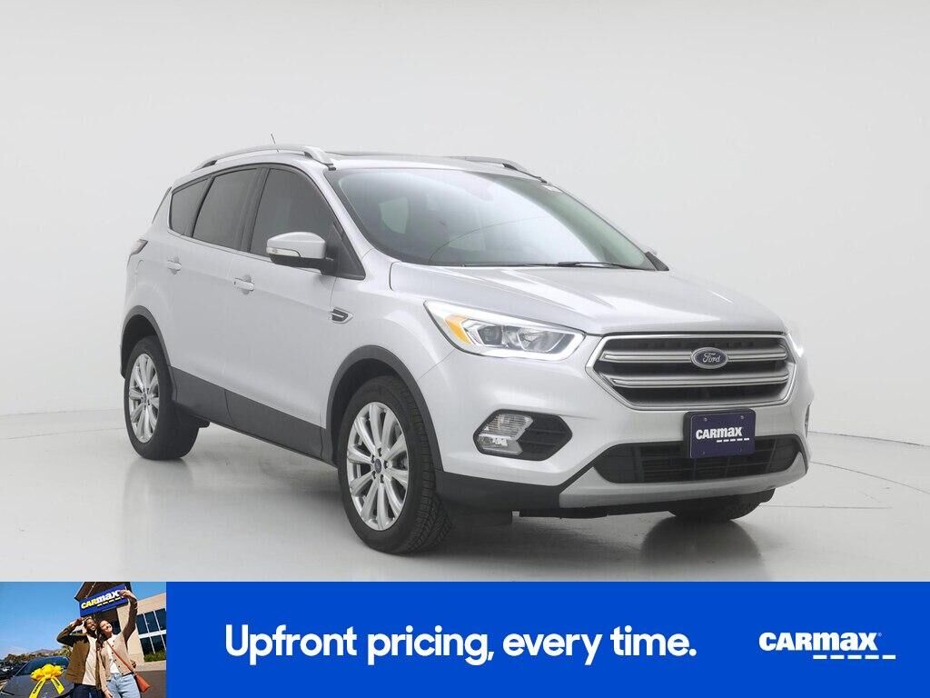 2017 FORD Escape