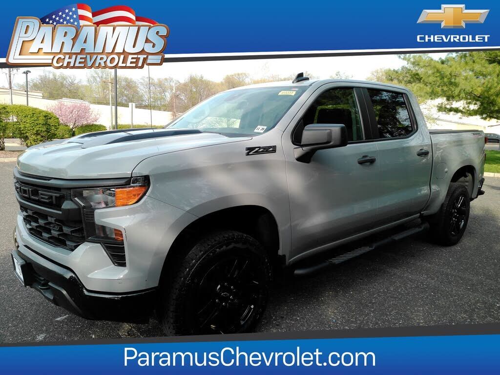 2024 CHEVROLET Silverado