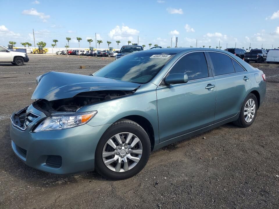 2010 TOYOTA Camry