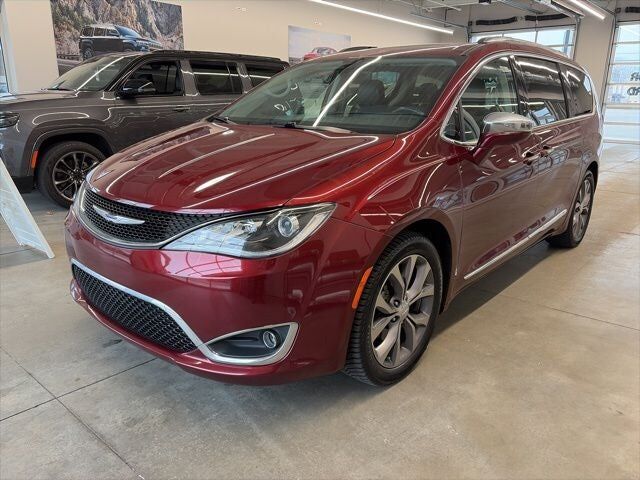 2019 CHRYSLER Pacifica