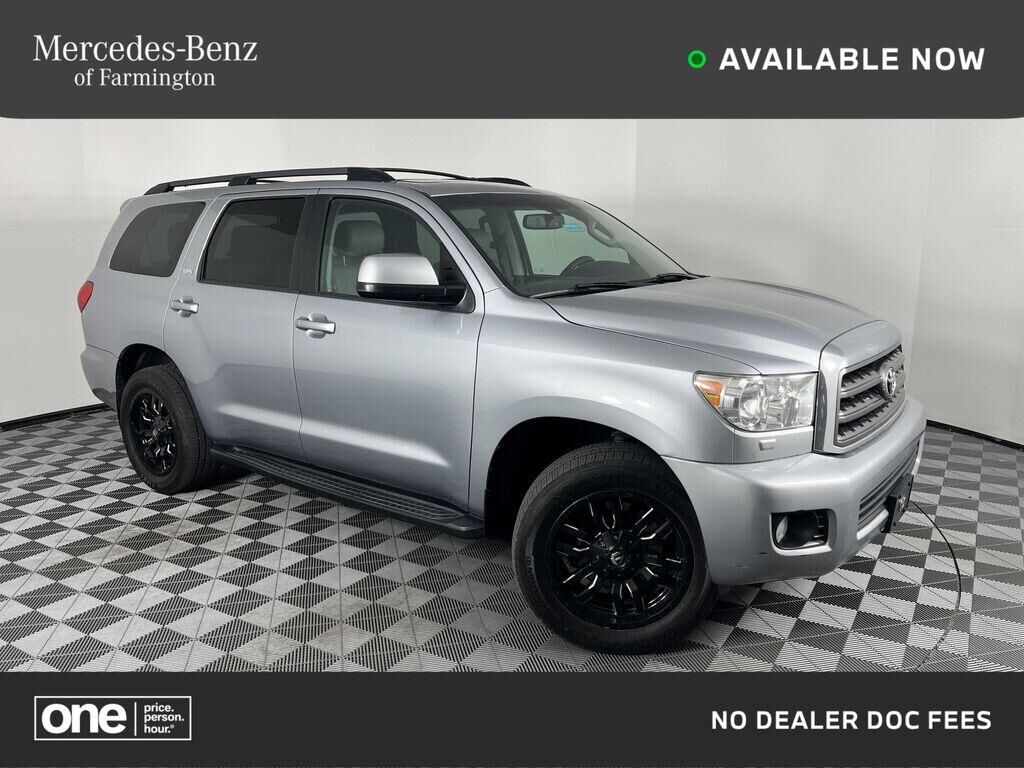 2014 TOYOTA Sequoia