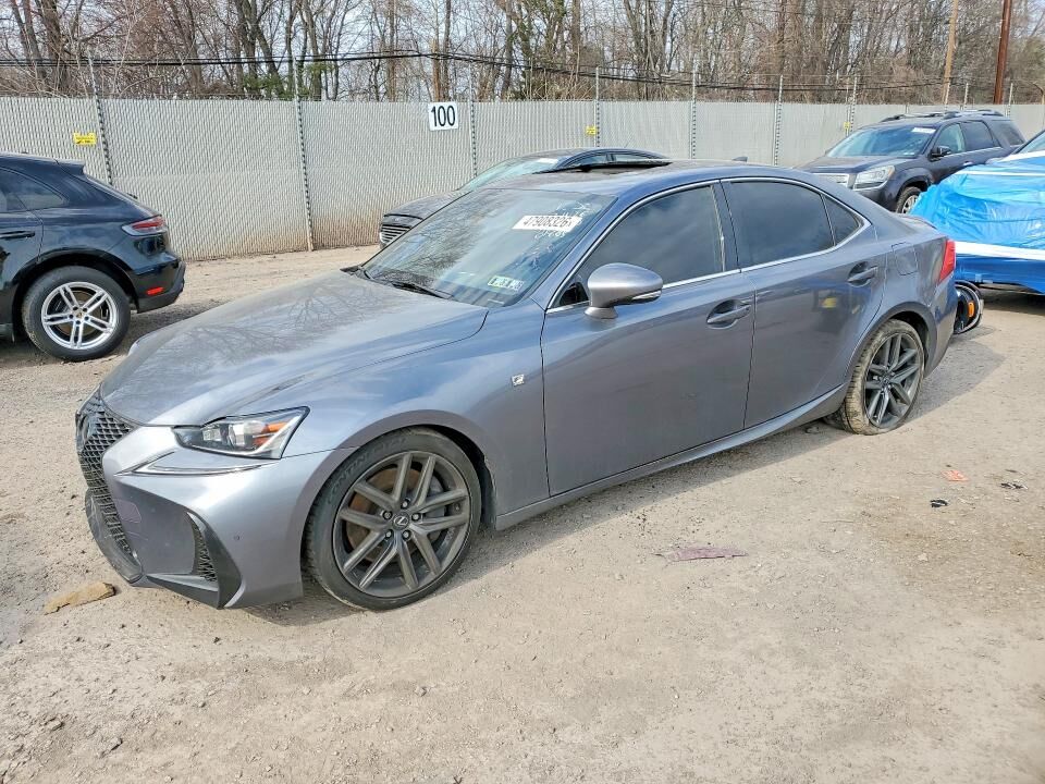 2018 LEXUS IS