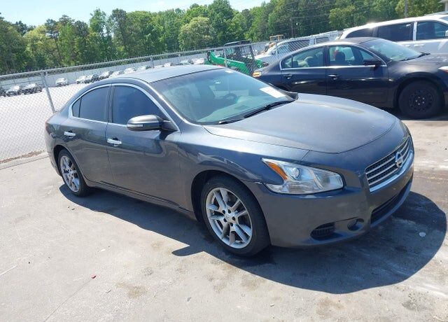2011 NISSAN Maxima