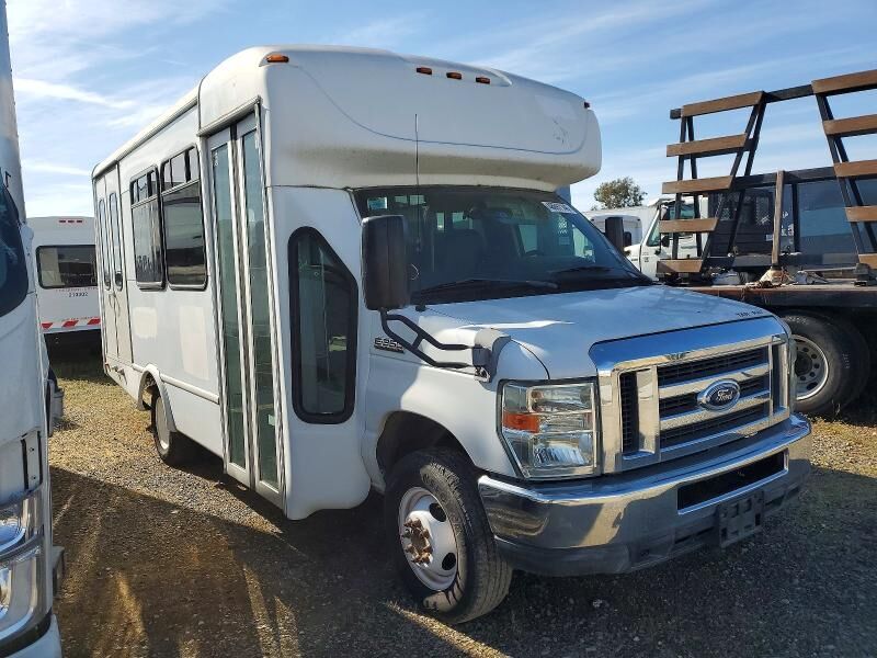 2012 FORD E-350