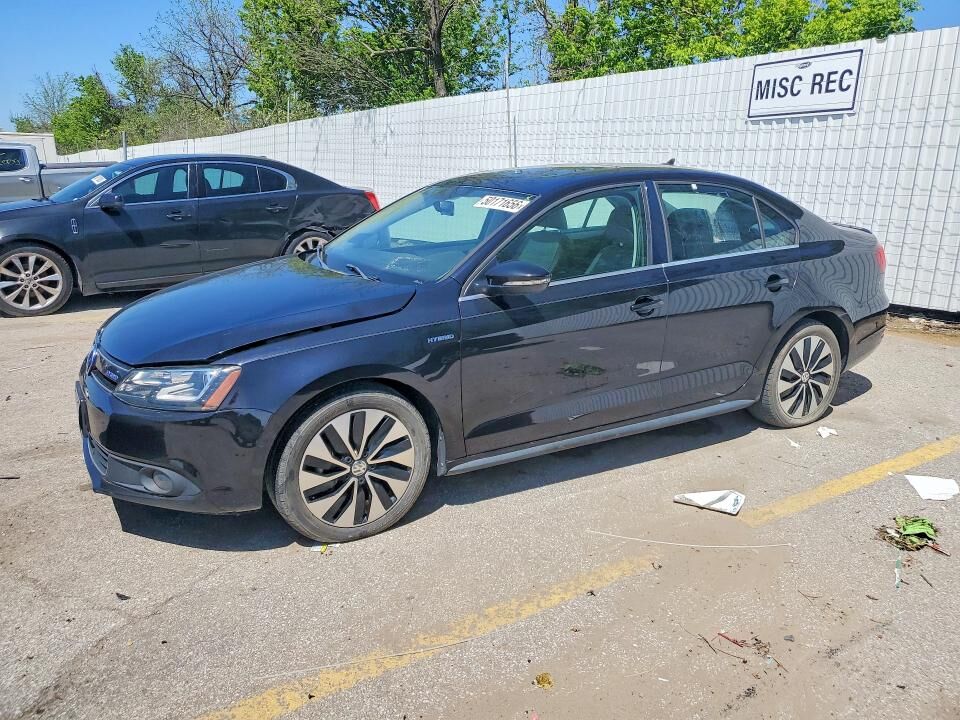 2013 VOLKSWAGEN Jetta