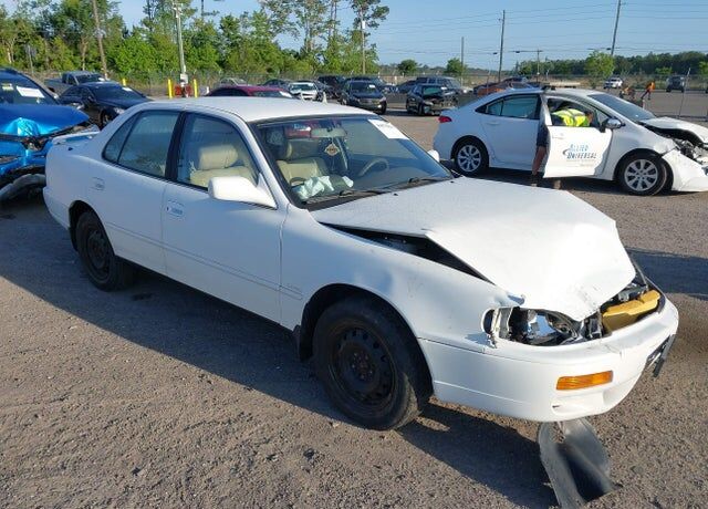 1996 TOYOTA Camry