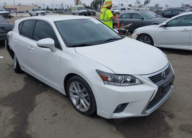 2016 LEXUS CT