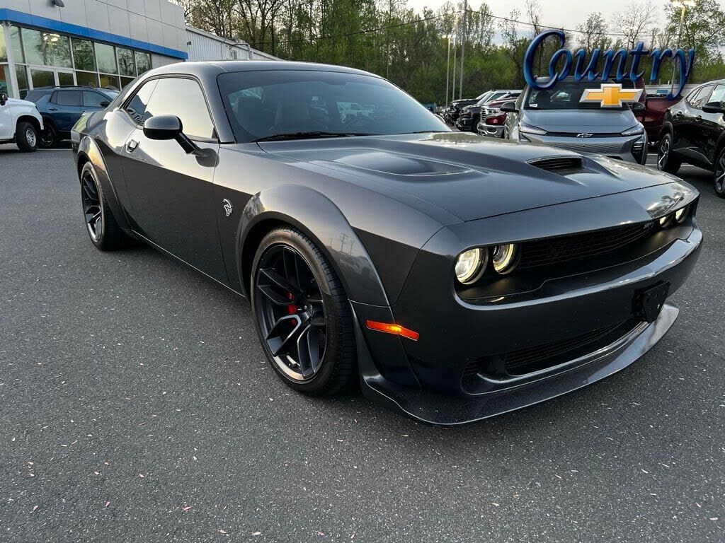 2018 DODGE Challenger