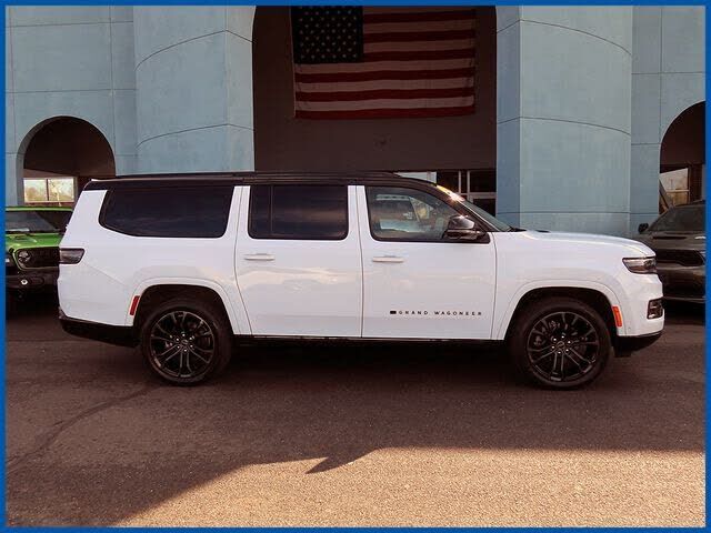 2024 JEEP Wagoneer