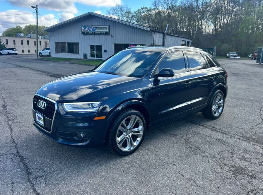 2015 AUDI Q3