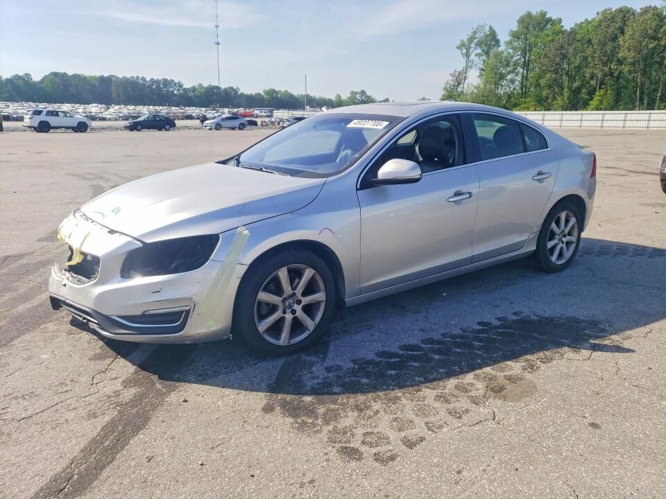 2016 VOLVO S60