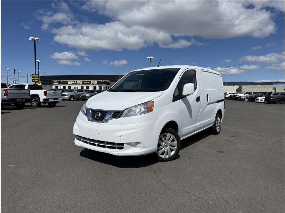 2018 NISSAN NV200