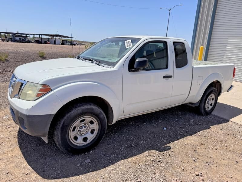 2015 NISSAN Frontier