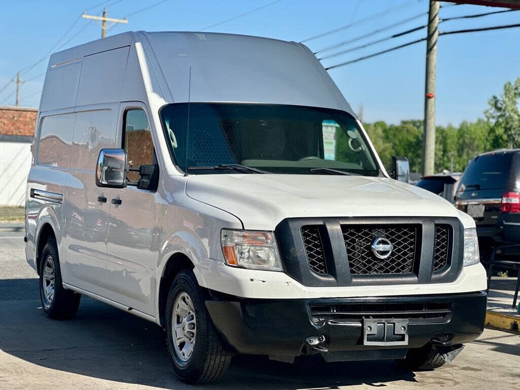 2018 NISSAN NV