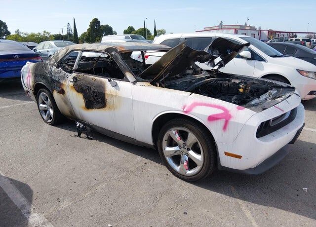 2013 DODGE Challenger