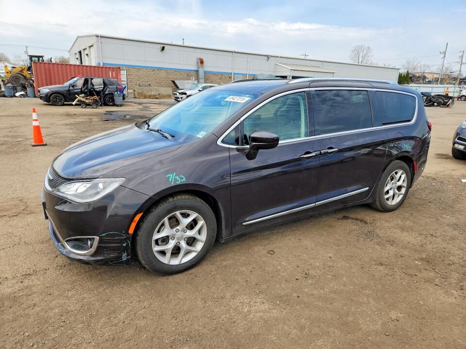 2018 CHRYSLER Pacifica