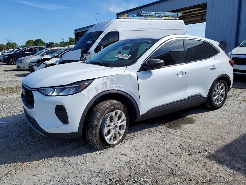 2024 FORD Escape