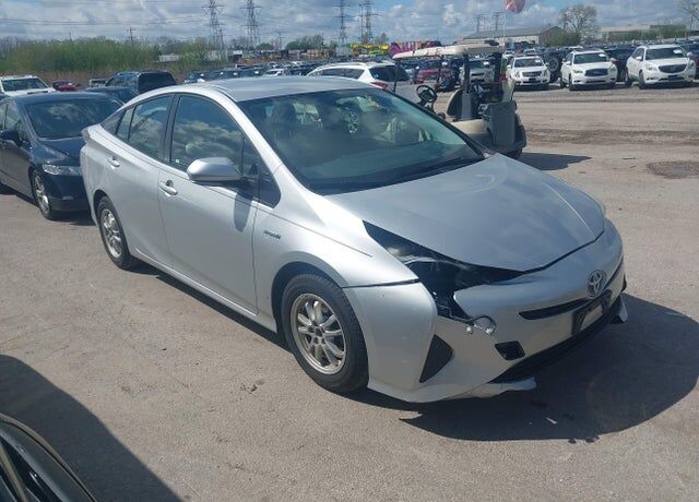 2016 TOYOTA PRIUS